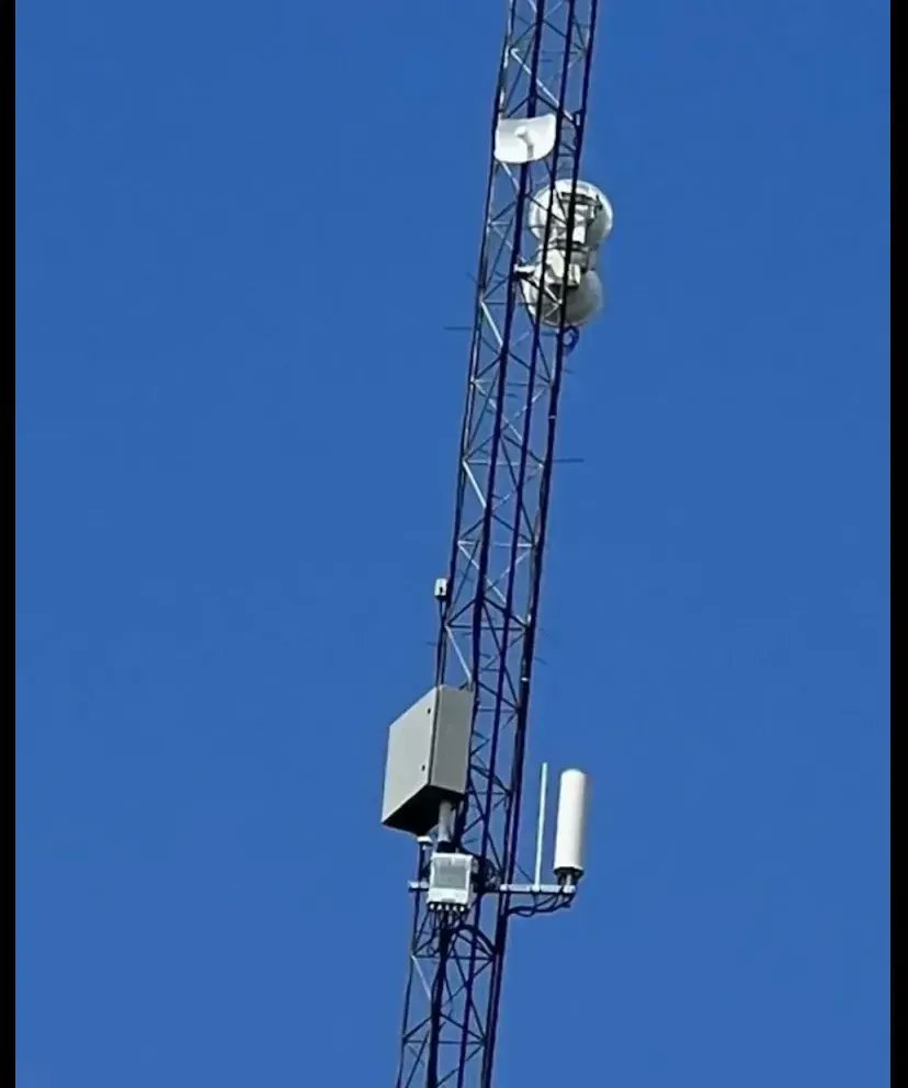 jagindustrials's tweet photo. One of our @Baicells  high-powered 436Q high up on a tower in near Detroit. @jagindustrials  @helium   @CalChipConnect   #Helium #JAG #JAG5G #baicell #30daysofJAGinstalls https://t.co/dpkA9C8xju