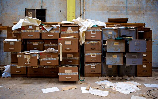 MN_CompSystems's tweet photo. How many file cabinets is your business currently using?  If your knee-jerk reaction is: "too many," it might be time to call us to talk about Toshiba's cloud-based filing and printing services!  MCSI can show you how to make the switch simple and affordable! https://t.co/w2z1MlwTJG
