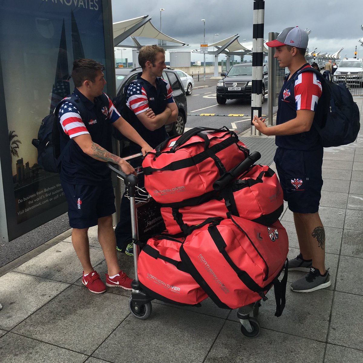 NorthernDiverUK's tweet photo. 𝐋𝐎𝐎𝐊𝐈𝐍𝐆 𝐅𝐎𝐑 something to carry your #divekit in? Check out our range of bags and Outlet Bag Section and pick up a bargain! 👇
https://t.co/eUqPYwxymt
📸 Team Endeavour
#northerndiver #scubadiving #divegear #diving #dive #divebag #scuba #BSAC #SCOTSAC #PADI #travel #sale https://t.co/bl7gbk329o