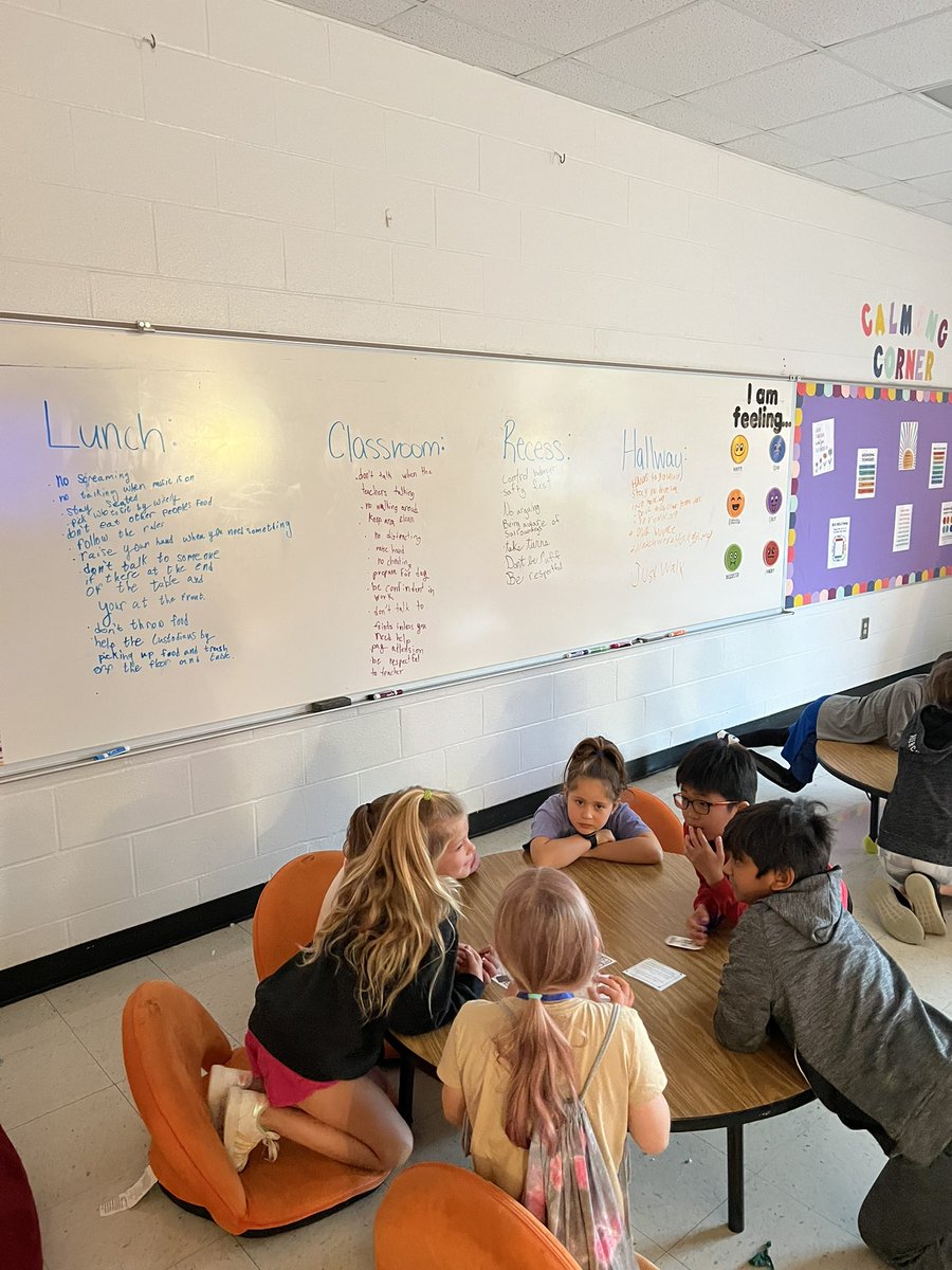 ColtsCare22's tweet photo. Had a blast with 3rd grade and Clark the Shark this week! What a fun way to discuss self-control here at school! @dr_cheatham @CrabappleColts @mremoryrawlings https://t.co/X8mpUfFHbx