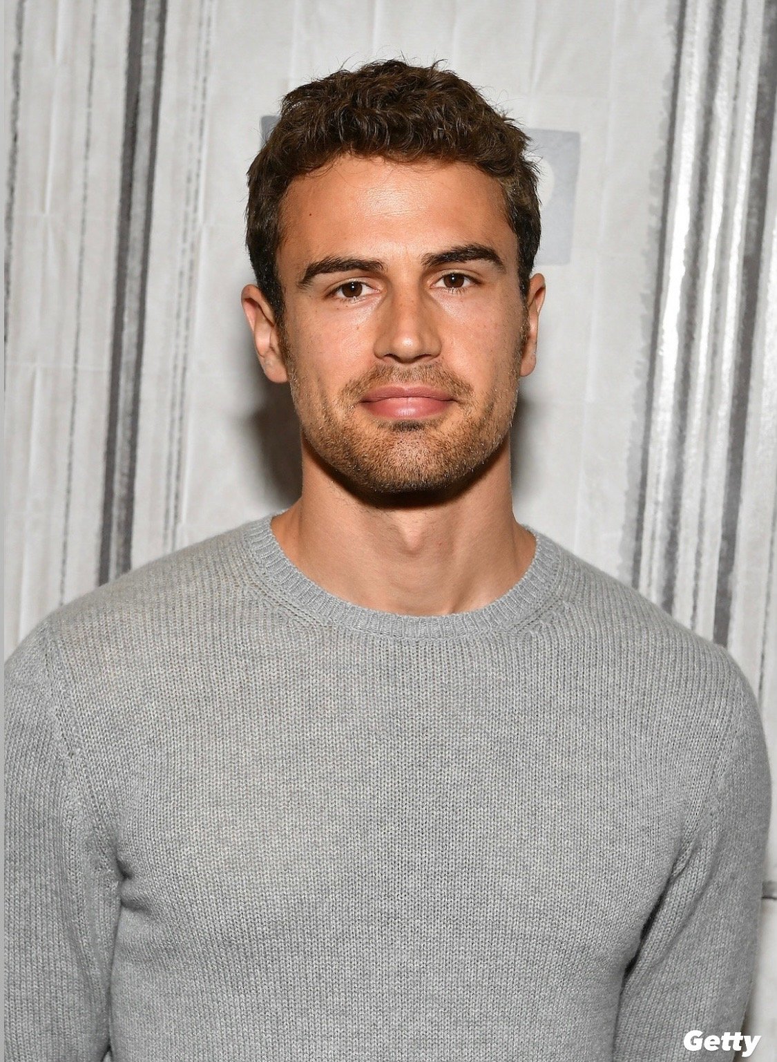 Netflix On Twitter Theo James Will Star As Eddie Horniman In The