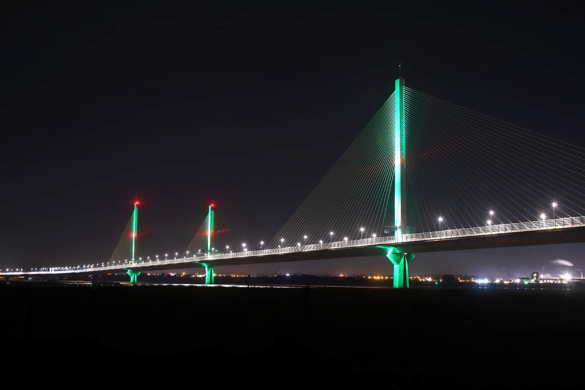 The Mersey Gateway Bridge looks good in green! 💚

Last week to celebrate #WorldOTDay, Halton Borough Council lit the bridge in green, to celebrate the hard work of occupational therapists in the area. 

📷 Photo credit:  John Eyres