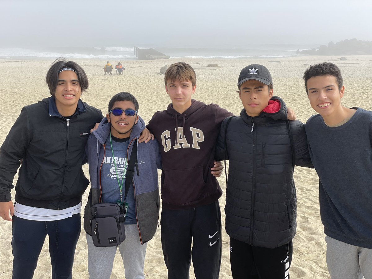 PerryWhs's tweet image. Awesome day. Lots of trash removed. Beach guardian very happy w @WeehawkenTSD Climate Club students!!! #WeeGreen #WeeClean #WeeWork @bcalligy @EDUwithAriel @AdParkin78 @DeStefanoEDU
