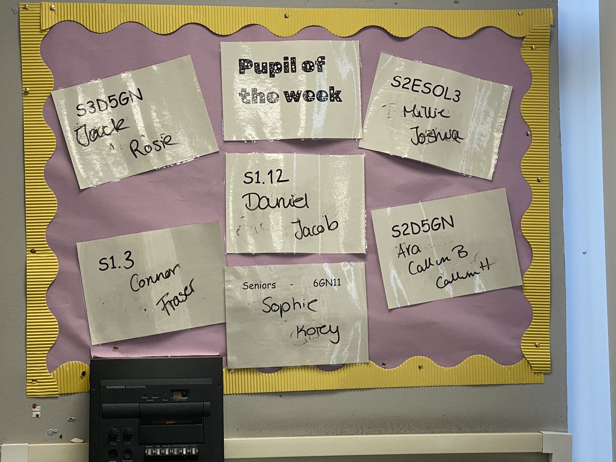 fraukennedy's tweet photo. Pupil of the week is updated in the German classroom ๐ schรถnes Wochenende! #positiverecognition #pupiloftheweek https://t.co/IqIv9DeU0O