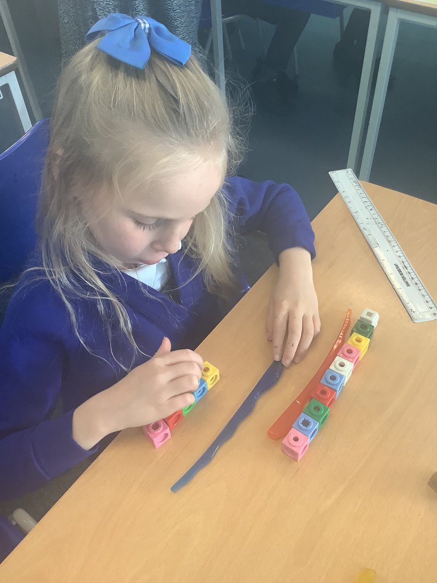LangtonsInfant's tweet photo. This week year one have been learning about measurements. We had a go at  a range of ways to measure lengths, heights and withs of objects and distances. https://t.co/6saKC96Zew
