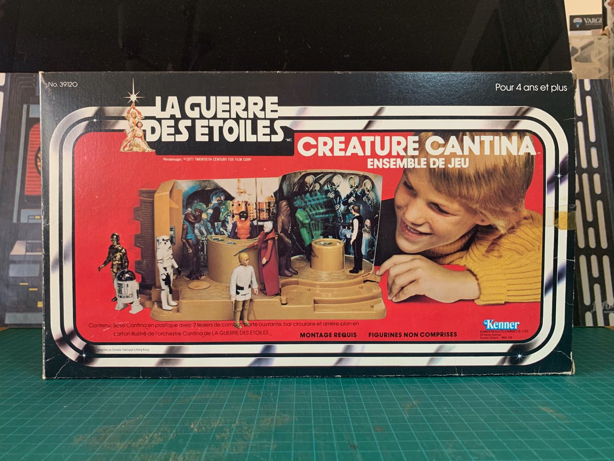 HeroesToys's tweet photo. Just showing off some of my boxed vintage Star Wars collection. Kenner Canada GDE and Kenner US SW Creature Cantina Action Playset. #vintagestarwars #kenner #CreatureCantina  #collectthemall #CanadianStarwars https://t.co/W9FmrLTR8n