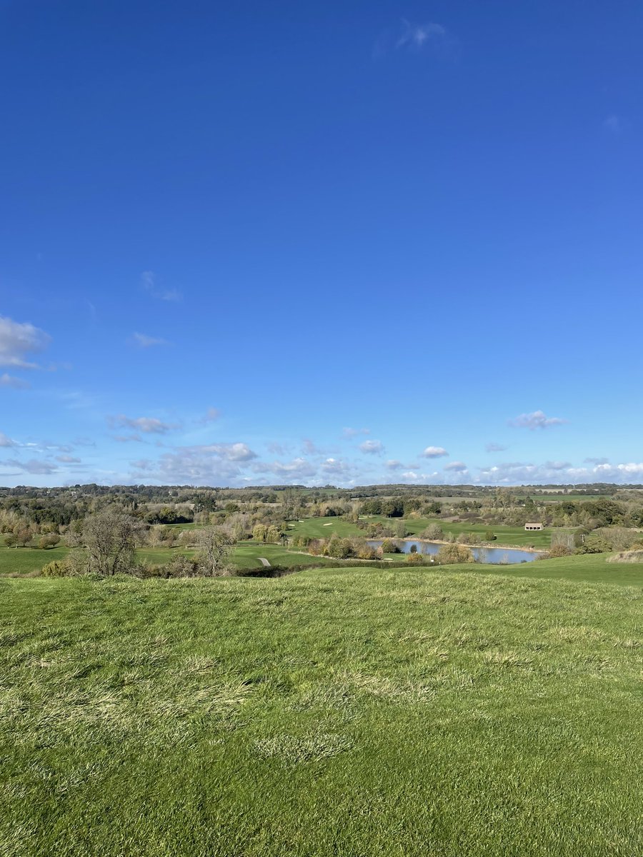 ajgolfcoaching's tweet photo. @CumberwellPark is in incredible condition for this time of year! Greens and fairways superb. Lovely weather for it today 😎 #wintergolf https://t.co/drMO8Yarlf