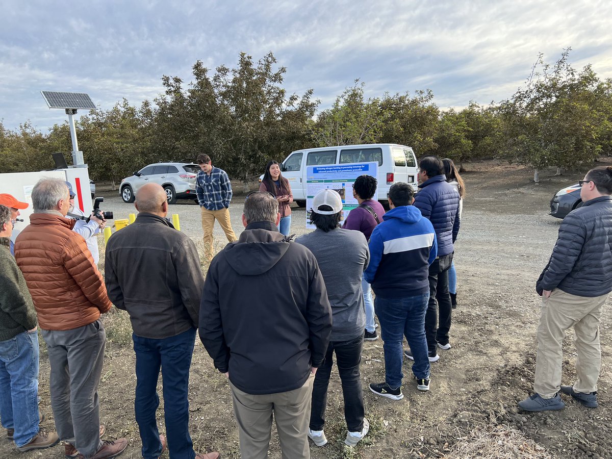 AgWaterCenter's tweet photo. It’s time for field trips! At our first stop of the day, graduate student Cassandra Bonfil presented on nitrogen leaching evaluation at this processing tomato site. https://t.co/h74GLwECaK