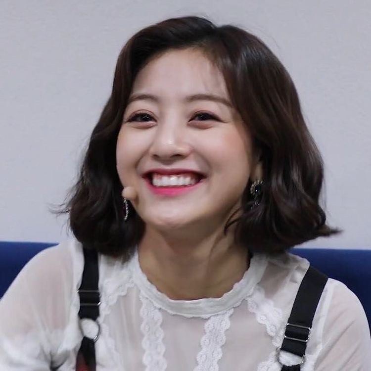 Hey_H0o's tweet photo. #MAMAVOVE #twice https://t.co/tfwvf6FObG