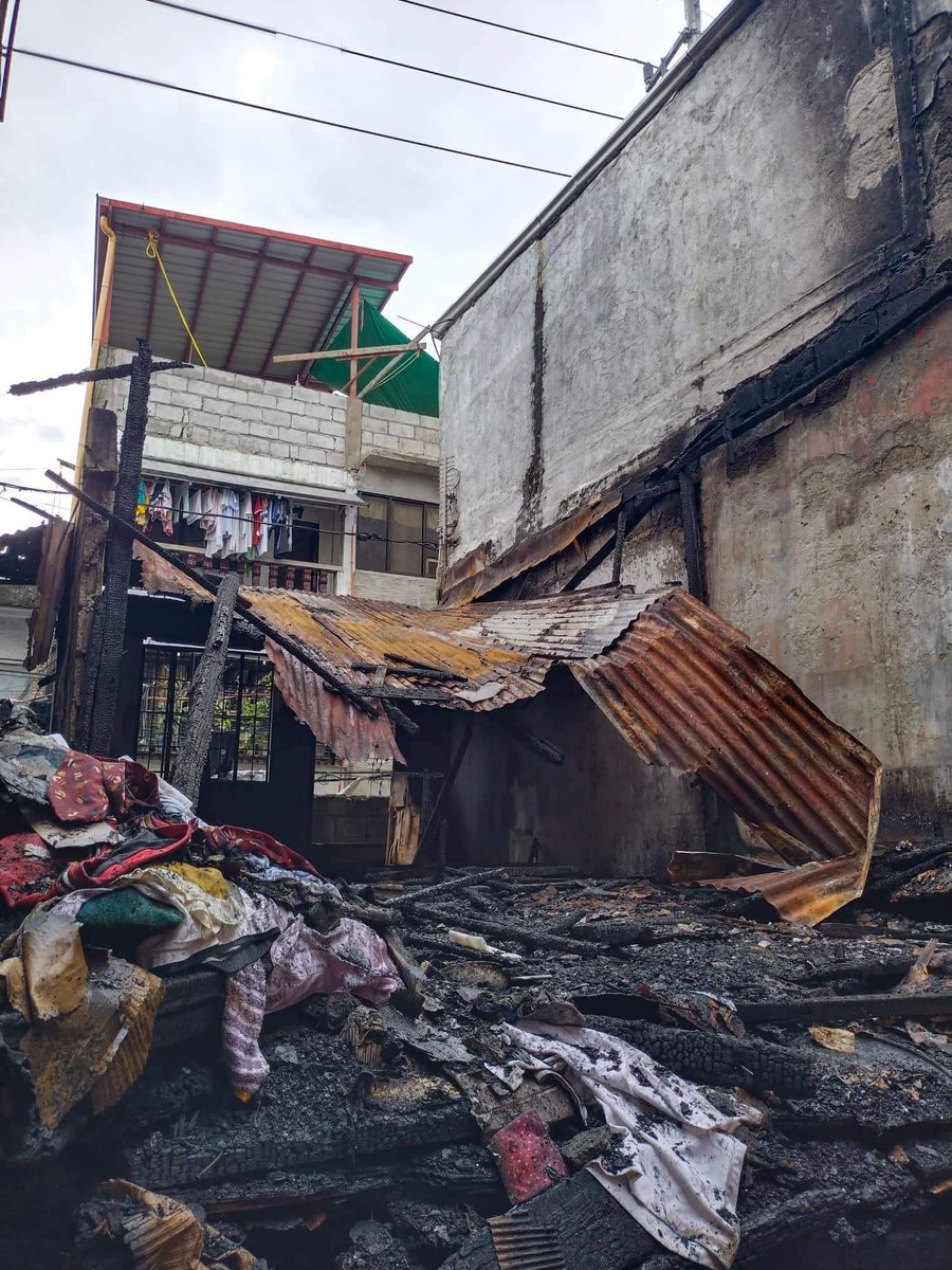Trvagnldo's tweet photo. Hi twitter ppl, my friend needs help for their house burned down at wala silang naisalbang gamit. I am humbly asking for your help whether it be in-kind donations or monetary assistance. Details can be found below 💟 Thank you so much!
Pls feel free to RT/QRT/LIKE for reach https://t.co/b0MDHenNev