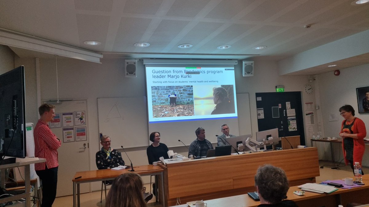 Paneelikeskustelu hyvinvoinnista, resilienssistä ja oppimisesta koulussa ja koulutuksessa. Keskustelijoina @satu_kekki, Eija Pakarinen, Juhani Rautopuro ja <a href="/jannejsalminen/">Janne Salminen</a> (<a href="/jure_fi/">JuRe Research Consortium</a>) #Pandemics <a href="/Akatemia_STN/">Strateginen tutkimus</a> #resilienssi