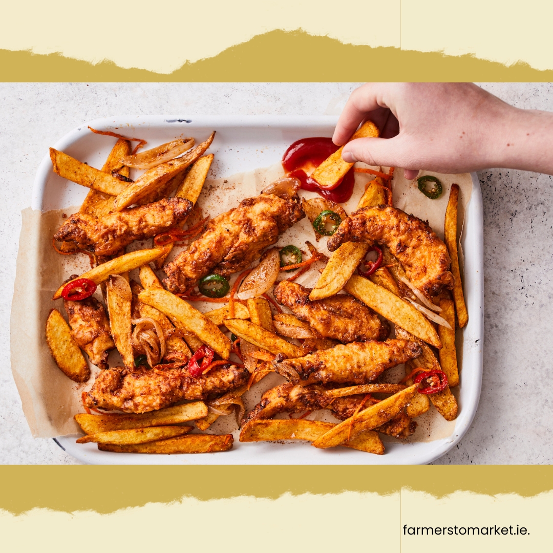 FarmersToMarket's tweet photo. Homemade spice bag🍽️ salty, crispy, and spicy; recreate this takeaway favourite at home!

Visit https://t.co/O6JVIPwsRK

#QualityChicken #FreeRange https://t.co/LBkkzDoRZK