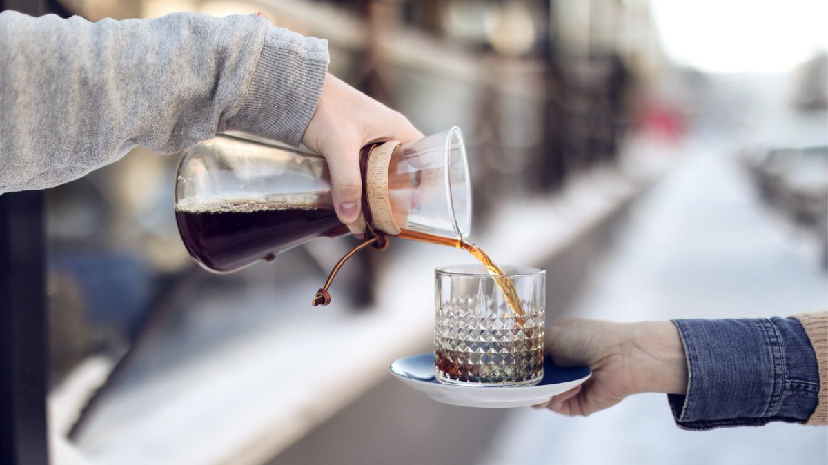 zafiatoroasters's tweet photo. Hope you enjoyed your coffee today as much as we did ☕😊 #coffeegram #zafiatocoffee #brewitlikeyoumeanit #pourovercoffee #chemex  #manualbrewing #drinkgoodcoffee https://t.co/xWhldiEW0t