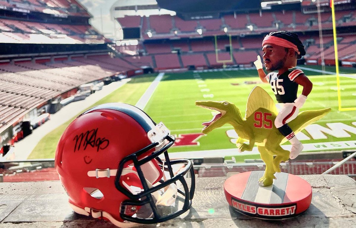 BrownsProShop tweet media