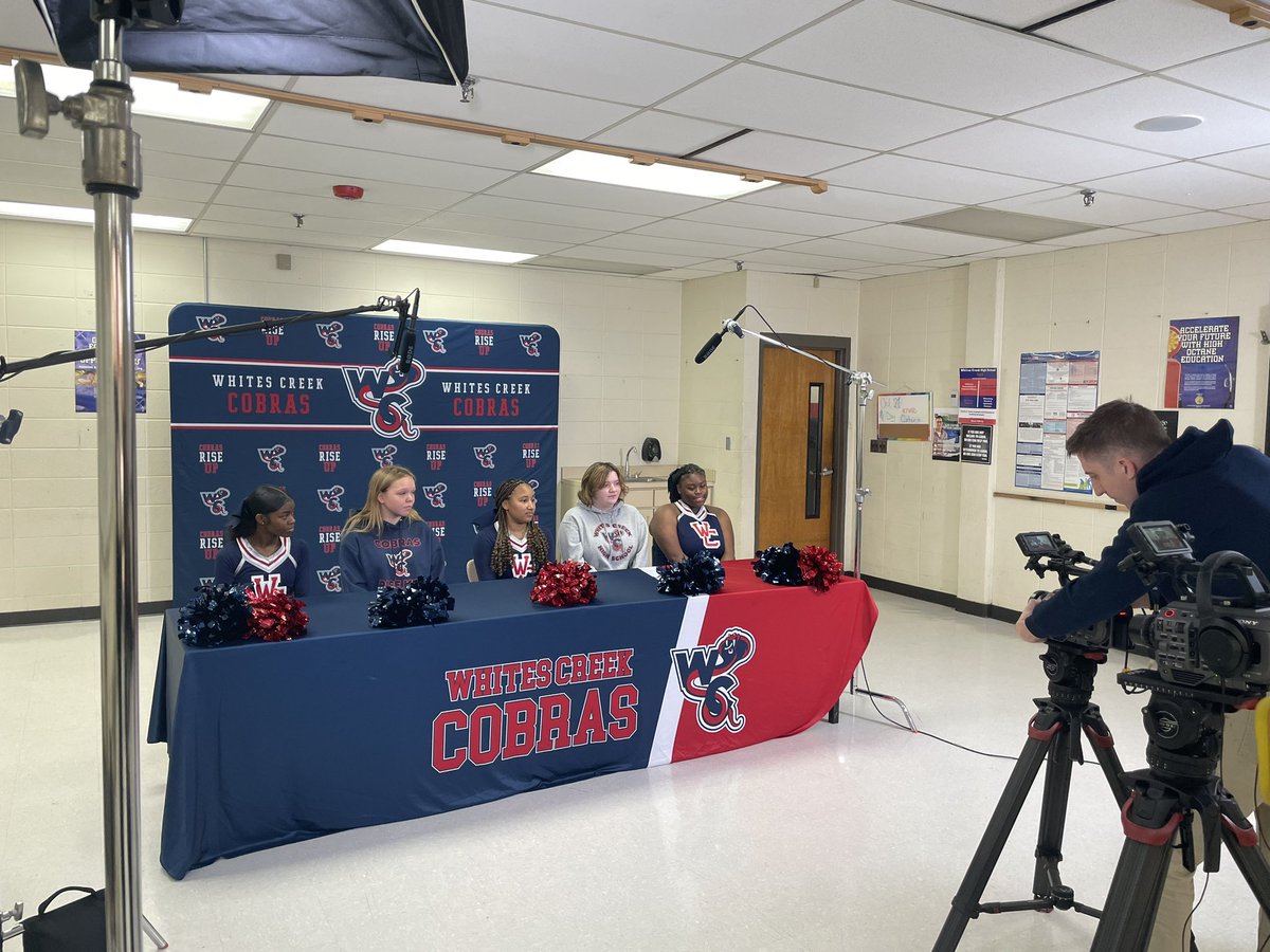 MsBriscoe124's tweet photo. My girls had a busy day yesterday! Community Hero interview and MNPS Media Day! https://t.co/dSqiBFB44s