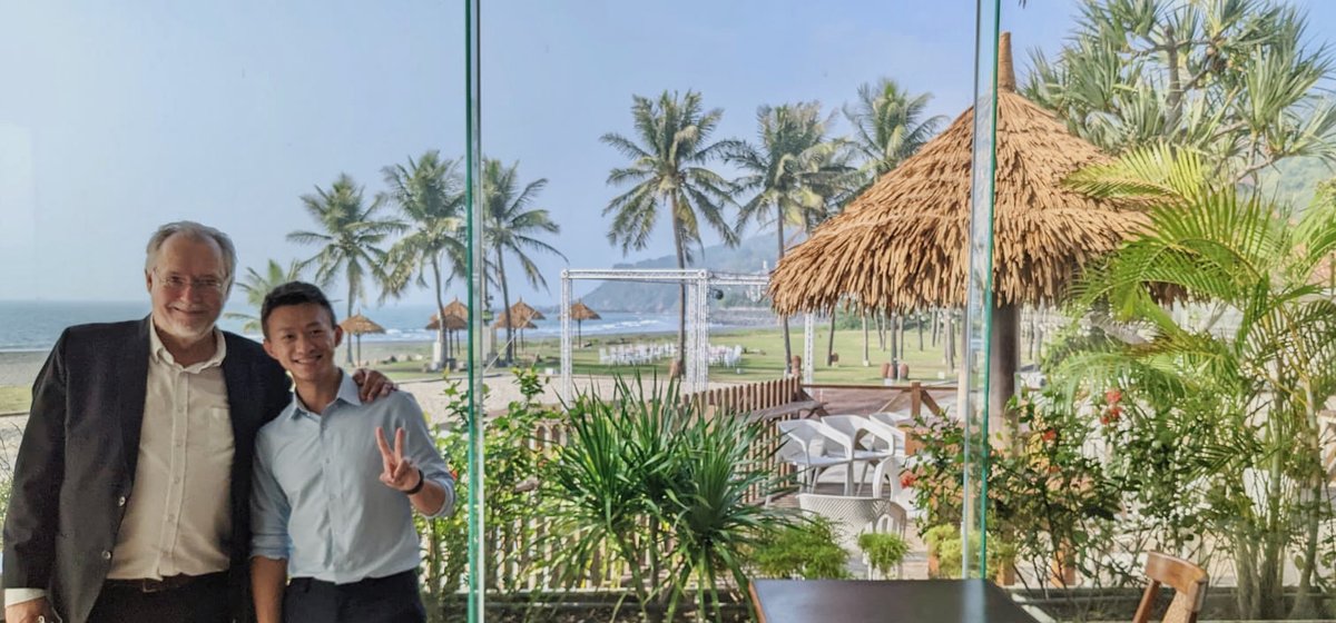 Always nice when a former PhD student gets a good job in a cool place and invites you there to do a keynote. Thanks Dr Jeremy! <a href="/ch_chihching/">Jeremy C.C.Chang</a> <a href="/CEDiR_Group/">CEDiR</a> <a href="/DEFI_Cambridge/">DEFICambridge Digital Education Futures Initiative</a>