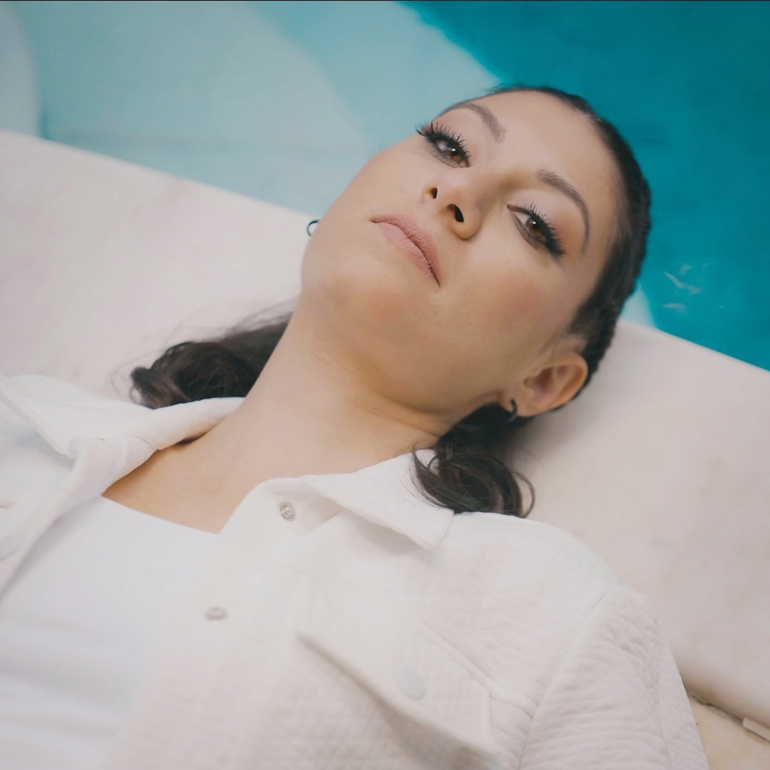 'Hep Yanlış' tüm dijital platformlarda🌸 #gizemekizz #hepyanlıs #single #yenişarkı #ikincisingle #news #singer #musician #akustik