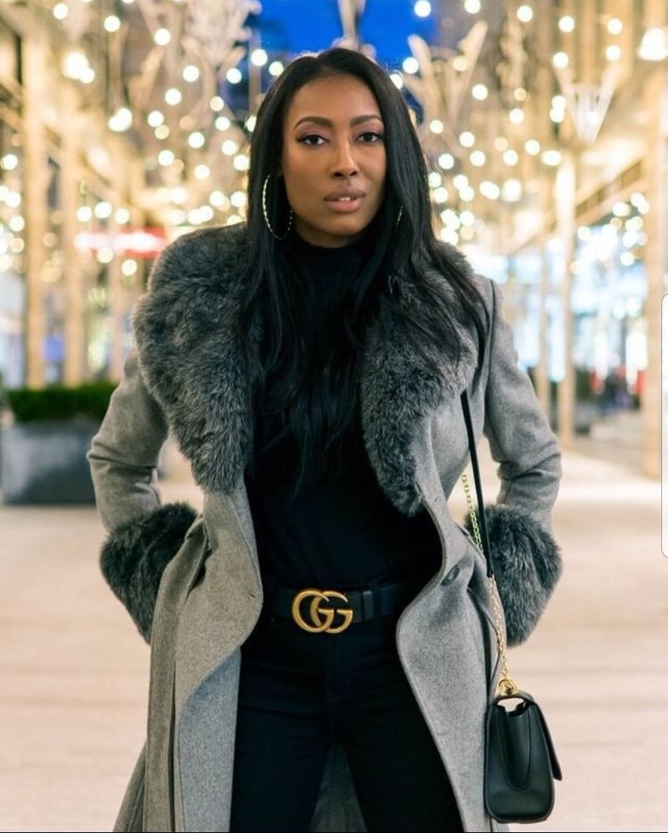 Mark_Kido's tweet photo. She went from a @NASA rocket scientist to CEO @STEMBoard, a multimillion dollar technology solutions company, and is scheduled to fly to space with @blueorigin's New Shepard. @arbowe ladies and gentlemen.  (born this day, November 4, 1985)

#WomenInTech #SeeHer #BlackGirlsROCK https://t.co/ytBKBliuTQ