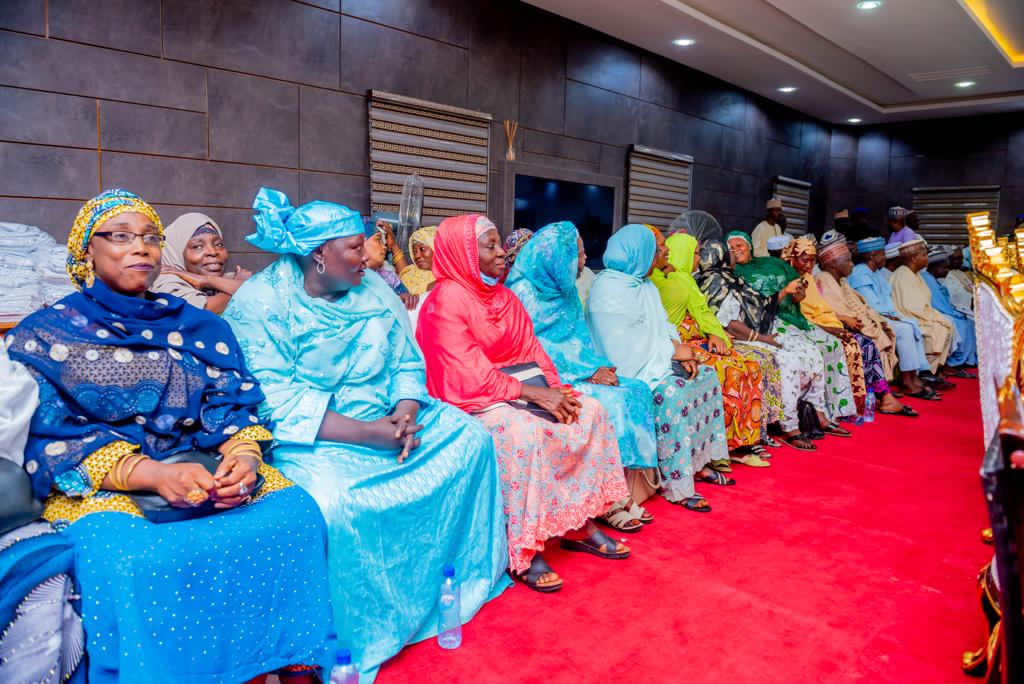 Ramadanmijinya1's tweet photo. Mass defection Hits @pdp_zamfara as State woman leader,ward leaders, and all the party chair ladies dumped for @OfficialAPCNg in Zamfara State. The decampees were warmly received by the peoples Governor Hon.Dr. @Bellomatawalle1 MoN and assured them of working round the table. https://t.co/M5nPoXnAD3