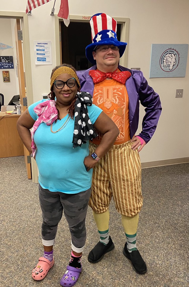 NiecySpeaks's tweet photo. Day 5: A lil bit of WACKY, a whole lot of TACKY!!! 🥴Happy Friday y’all! It’s been an amazing week! #spiritweek22 #wackytacky #itsfunbeingaram @RolesvilleMS https://t.co/XmHRbLA4sL