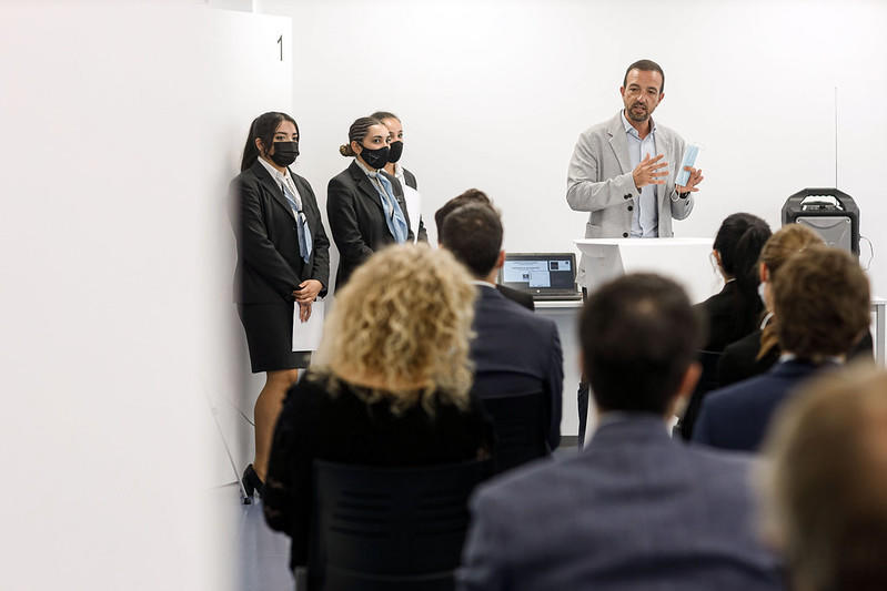 Formació d'atenció al client <a href="/GovernAndorra/">Govern d'Andorra</a> <a href="/vatelandorra/">Vatel Andorra</a> ow.ly/sR2E50Lumn8