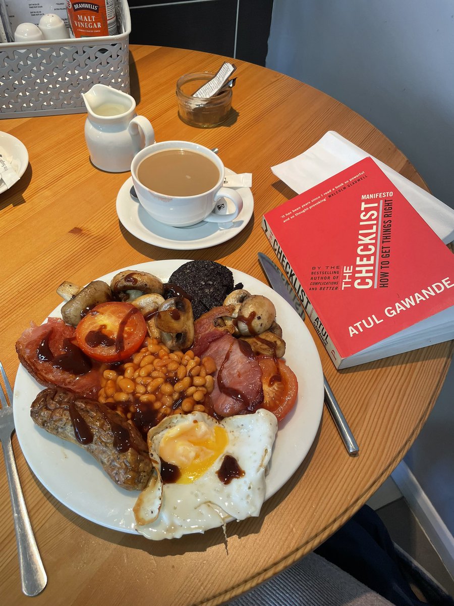 IonaKelly80's tweet image. When you’re a third year #StudentODP and every spare minute needs to be spent on research, but your husband wants to go for breakfast, so you compromise and study in the cafe. #winningatlife #research #Dissertation #CODP #HCPC @StaffsUniODP #comfortfood