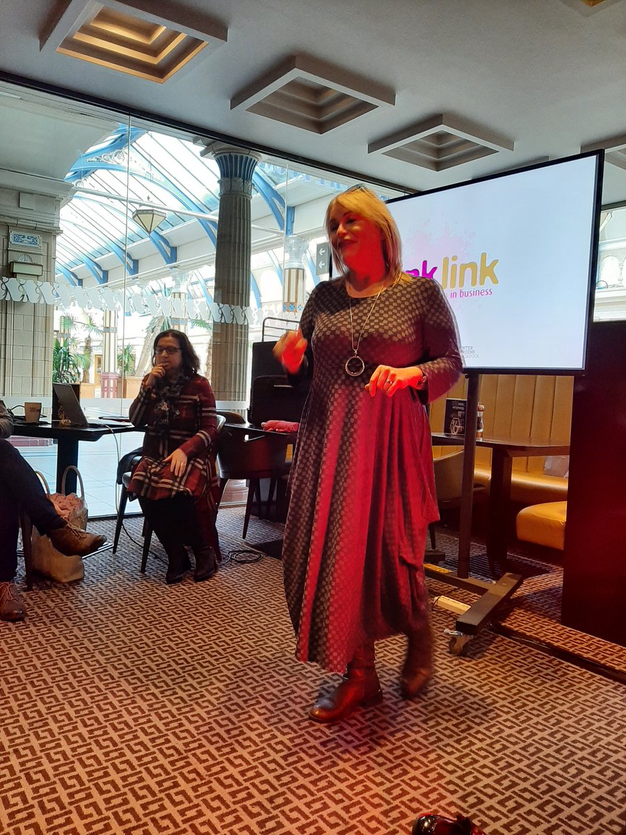 Lesley Crowe tweet media