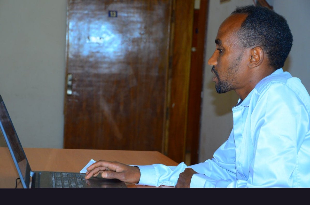RegionAmhara's tweet photo. የአማራ ክልል ፍትሕ ቢሮ ለቢሮ�� ዳይሬክተሮችና ሠራተኞች የመንግስት ሠራተኞች የስራ አፈፃፀም ለመመዘን በወጣ መመሪያ ቀጥር 49/2014ዓ.ም ላይ ስልጠና ተሰጠ። https://t.co/16WVSwV170