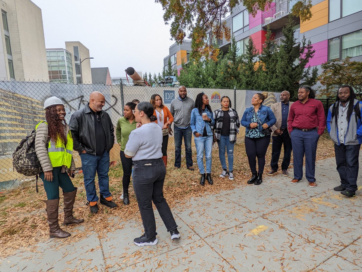 Touring parcel 42 affordable housing project with <a href="/DantesPartners/">Dantes Partners</a> and the <a href="/amazonnews/">Amazon News</a> Housing Equity Accelerator Fellows from the #DMV Nashville and the Puget Sound - seeing how the projects get done 👍 <a href="/capitalimpact/">Capital Impact Partners</a> <a href="/momentus_cap/">Momentus Capital</a>