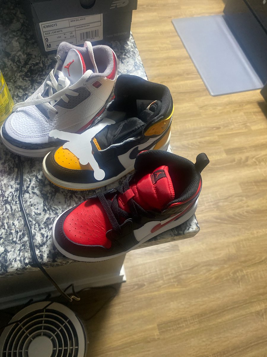 nsatiables's tweet photo. How my shorty rolls... #nike https://t.co/lyP8uFqjxx