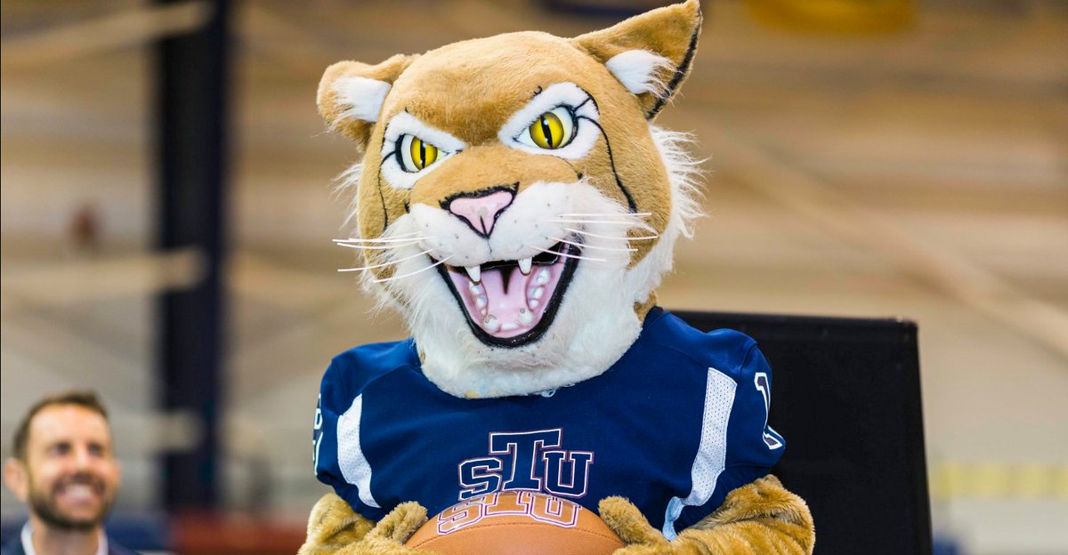 NAIAFBALL's tweet photo. . @STU_Football Resume 🟥🟦

- #19 Ranking
- 7-2 Overall Record
- 6-1 in NAIA Play
- Win on the road against OOC Opponent #11 St. Xavier 31-10
- One loss was by 5 Points to a FCS D1 Team and the other was by 5 Points to NAIA #14 https://t.co/gzfIuBX5Ei