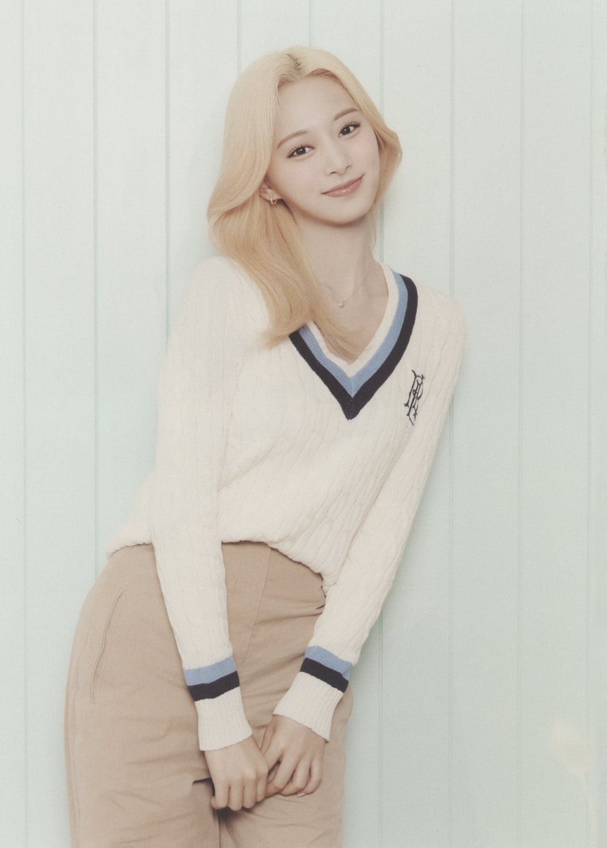 Alexenovae's tweet photo. So pretty #TZUYU https://t.co/8tFwtzaCyp