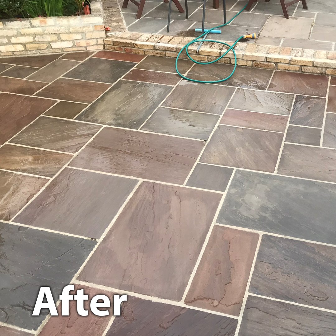 Smartseal's tweet image. A customer sent in these images of their patio; look at the difference our Patio Clean Xtreme made here! 😮
#patioclean #beforeandafter #gardendiy