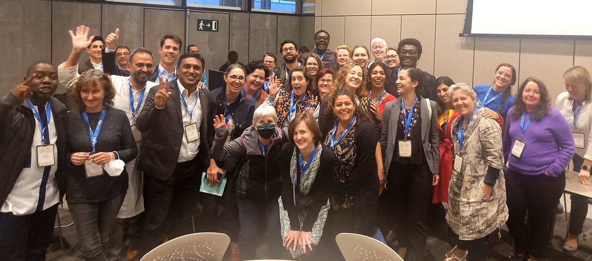 Social Scientists Unite! Thanks for the wonderfully friendly #TWGShapes session at #HSR2022 yesterday! @kerfully @seyeabimbola @globalstopp @Lucy_Gilson @docVRK @Ra_Parashar @CHESAIhpsr @H_S_Global @LigiaPaina