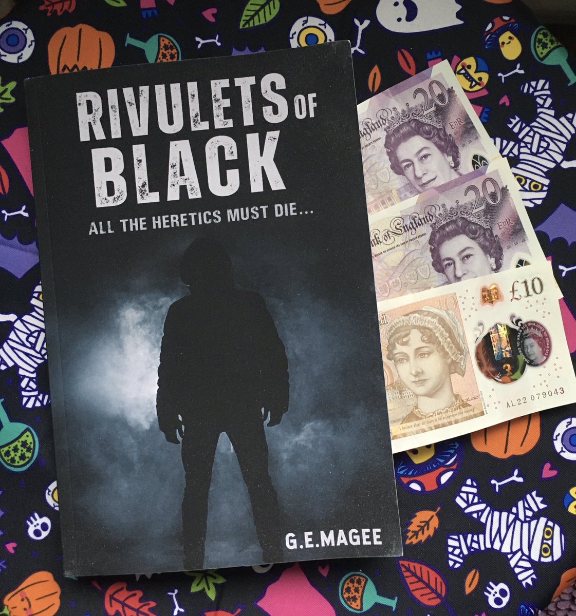 📚Susie P📚🌲 tweet media