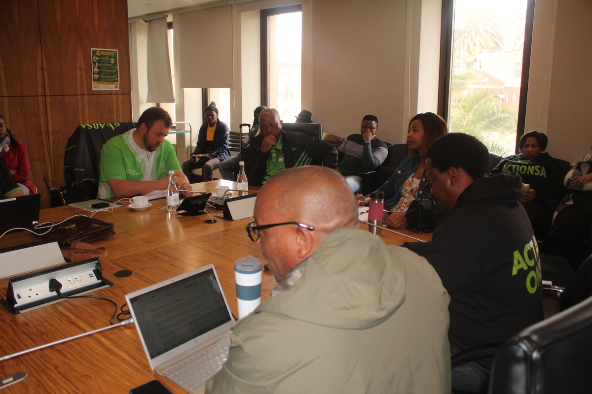 SthembeloMajola's tweet photo. ActionSA President, Herman Mashaba, National Chairperson, Michael Beaumont, Gauteng Provincial Chairperson, Bongani Baloyi, Joburg Caucus Leader Funzi Ngobeni, Chief Whip of Caucus, Marcel Coutriers are currently in the meeting with ActionSA CoJ Councillors. https://t.co/iTszwq4XVk