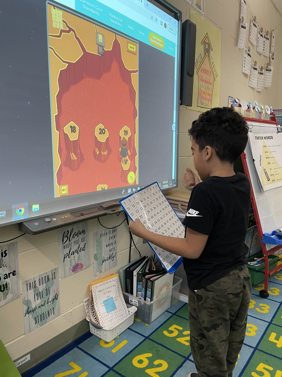 MissScoras_LP's tweet photo. Practicing our counting skills this morning! #whylp #truenorthbrunswick #resourceroomrocks https://t.co/OnwbTkoDj6