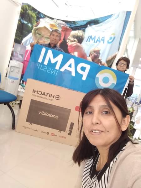 ArribaJujuy's tweet photo. El Estado Nacional presente en los centros de tercera edad de las localidades de #PalmaSola, #Rodeito, #LaEsperanza, #ElPiquete y #LaMendieta.
Felicitamos a nuestra compañera @maryvburgos por el compromiso constante con nuestros adultos mayores.
#ArribaJujuy #TodosPorJujuy https://t.co/PWFdwlUHVP