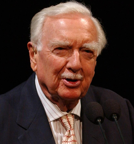Disney_Wiki's tweet photo. Happy Birthday, to the late Walter Cronkite
For Disney, he narrated the Epcot attraction Spaceship Earth from 1986-94.
He also hosted the short, "#BackToNeverLand" at The Magic of Disney Animation attraction alongside Robin Williams. He would later be spoofed by Genie in #Aladdin https://t.co/DKyqlOuq0S