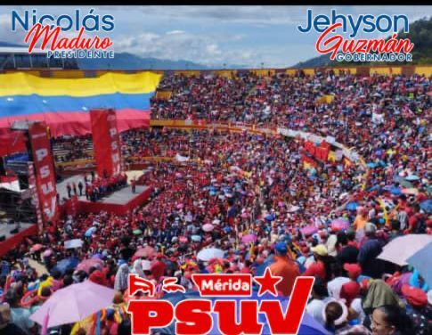 #AlcaAlCarajo 

Ayer #3Nov El Pueblo Chavista del Estado Mérida se desbordó de alegría en la Juramentación de Nuestras Estructuras de Base.

Aquí nadie se rinde...! ! !

Los CLAP dijeron presente

<a href="/NicolasMaduro/">Nicolás Maduro</a> 
<a href="/JEHYSONGUZMAN/">JEHYSON GUZMÁN</a>
