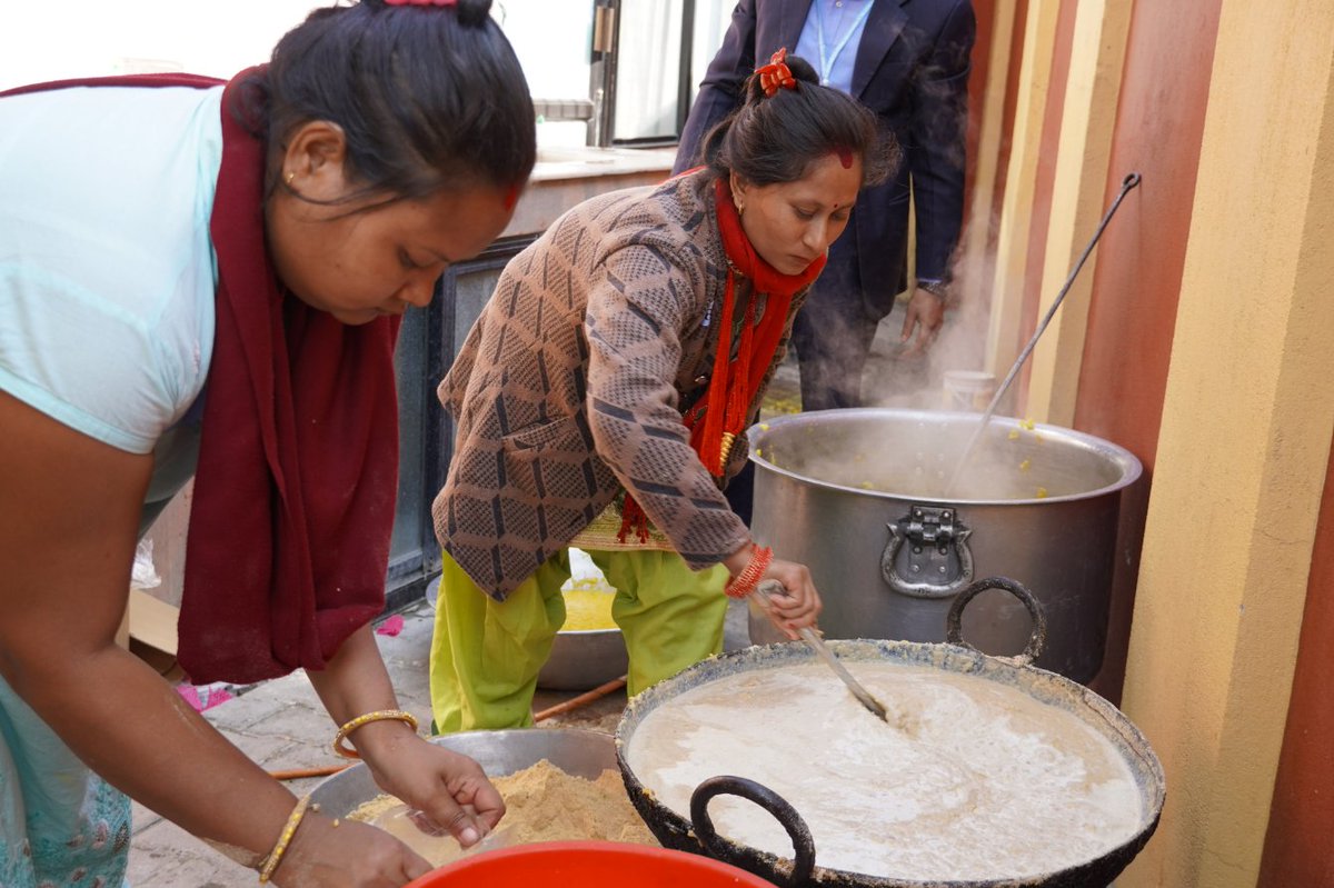 FAONepal's tweet photo. We are grateful to all #invitees #delegates for visiting the stall of @FAOinNepal and giving opportunity in sharing our #interventions in #sustainable agriculture #nutritious #food products and promoting the indigenous food #PumpkinPudding.
@kenshimizu_fao 
#UNDay2022 
#ONEUN https://t.co/2dg1OQW4MN