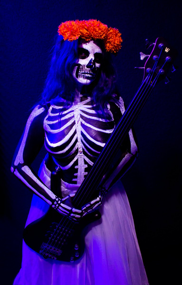 #catrina 
More in onlyfans.com/qatrina