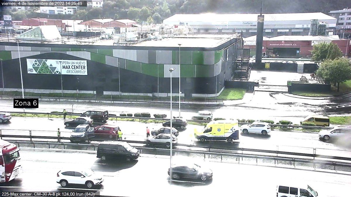 ππ¨#Istripua #A8 km 124 #Barakaldo-n Irungo norantzan. ❌Bi errei itxita eta…