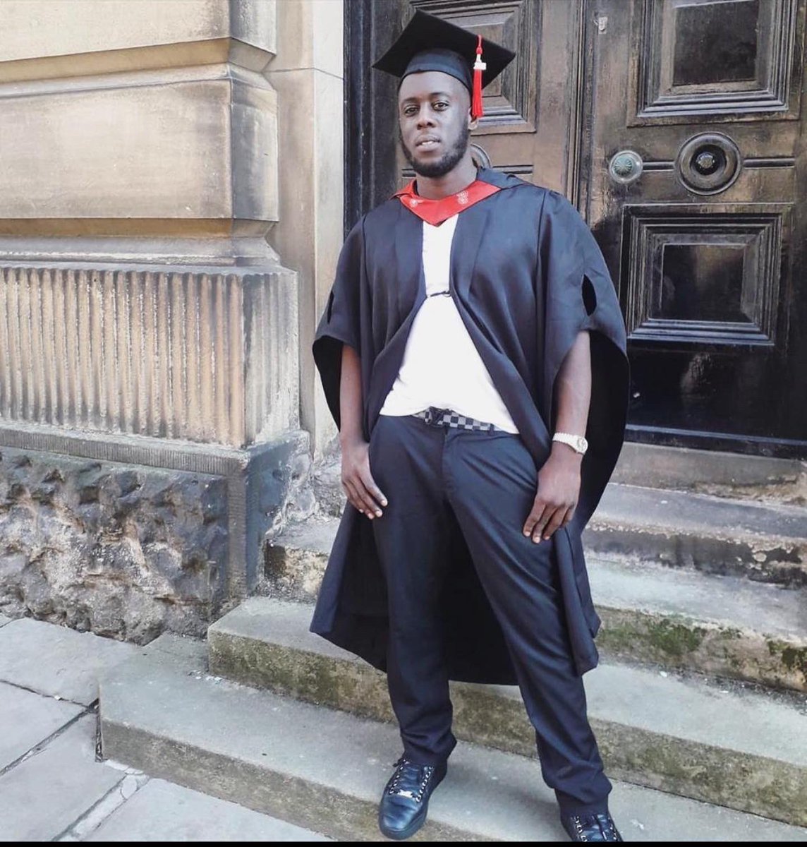 ManchesterHypes's tweet photo. A music workshop landed me a one off place in uni, now i run workshops / lectures in the same uni i graduated in. You can’t make this up ⭕️👨🏾🏫
Follow @hypescreActive
And thanks to @Lads_Like_Us every time. https://t.co/ZMuef5PCDI