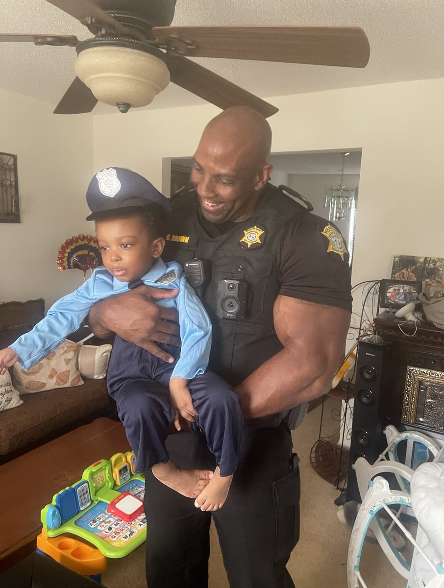 Garo Brown (@browngaro) on Twitter photo I remember when they just got home now my twin nephews are getting so big. Little police officers in the making. Taking after their uncle. <a href="/RCSD/">Richland County Sheriff's Dept.</a> here they come. I remember when they just got home now my twin nephews are getting so big. Little police officers in the making. Taking after their uncle. <a href="/RCSD/">Richland County Sheriff's Dept.</a> here they come.