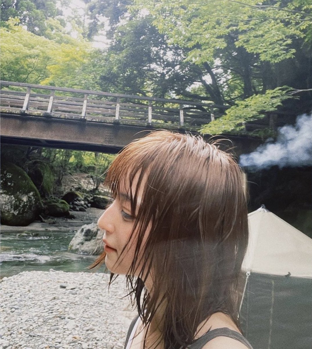 ono__azusa's tweet photo. 秋服×ウルフカット×佐々木希は最強
イエベ秋なのかな 深い色がめちゃくちゃ垢抜けて見える https://t.co/OuJNm3AxHb