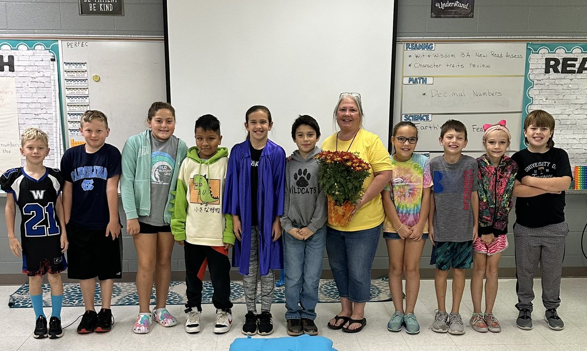 Congratulations to the OES teacher of the year Mrs Baker.<a href="/kylecraighead85/">Kyle Craighead</a> <a href="/MrsKHardin/">Kyla Hardin</a> <a href="/KarenMedana/">Karen Medana</a>