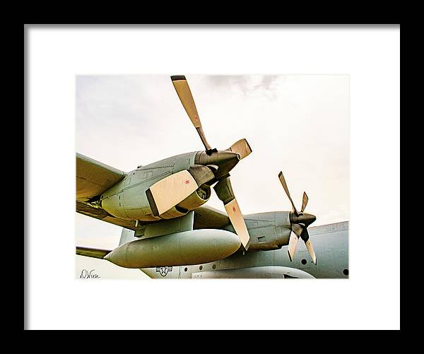 denisew428's tweet photo. #vintage #USAF #USAirForce #history #planes #militaryplanes #USMilitaryPlanes #C130 #propellors #BuyIntoArt #ShopEarly get it here!

https://t.co/jmWcw1JPgQ https://t.co/TexmuqOyVZ