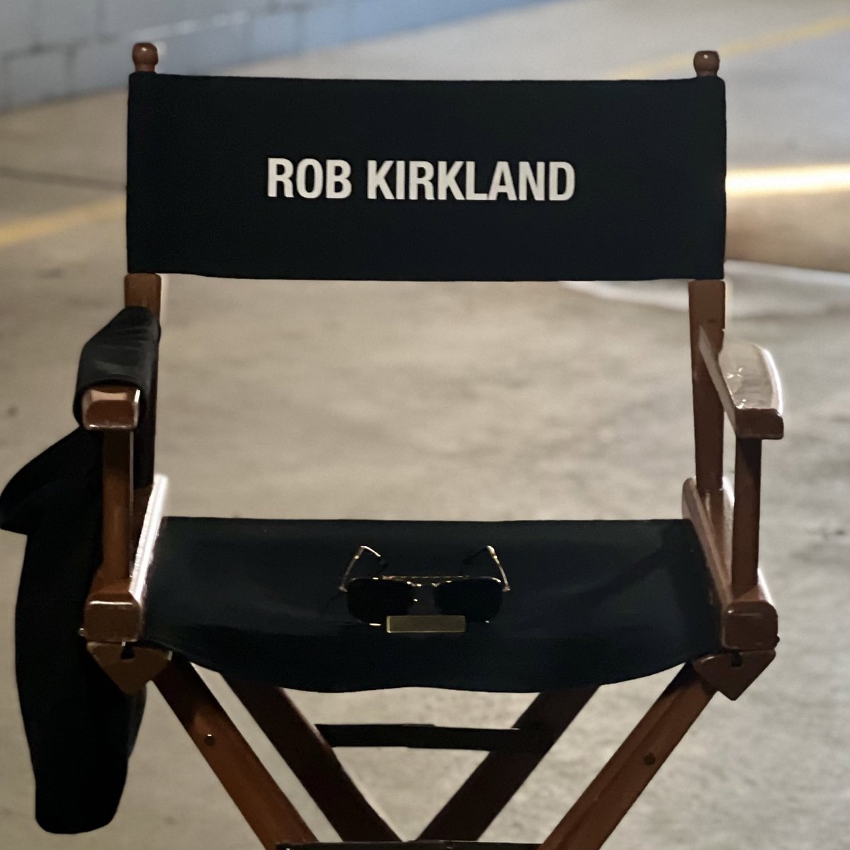 ThatRobKirkland's tweet photo. WRAPPED 🎬 on @kingstown #season2👊🏾🔥
BIG thanks to #TaylorSheridan, @realhughdillon , #StephanKay, @JeremyRenner , #michaelfriedman, & the phenomenal cast & crew🙏🏾
@paramountplus @101StudiosCo @KingstownFans #mayorofkingstown #pittsburgh #captainwalter https://t.co/FNdGcAy4kU