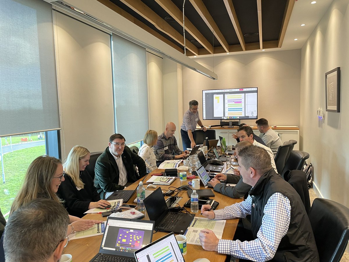 Neil Matthias tweet media